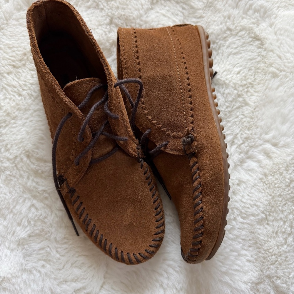 Minnetonka Suede Moccasin Ankle Boots Brown Size 8.5 Leather Lace - Picture 8 of 8